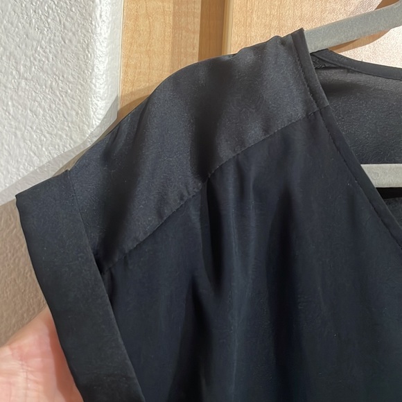 Express Tee - Picture 4 of 6